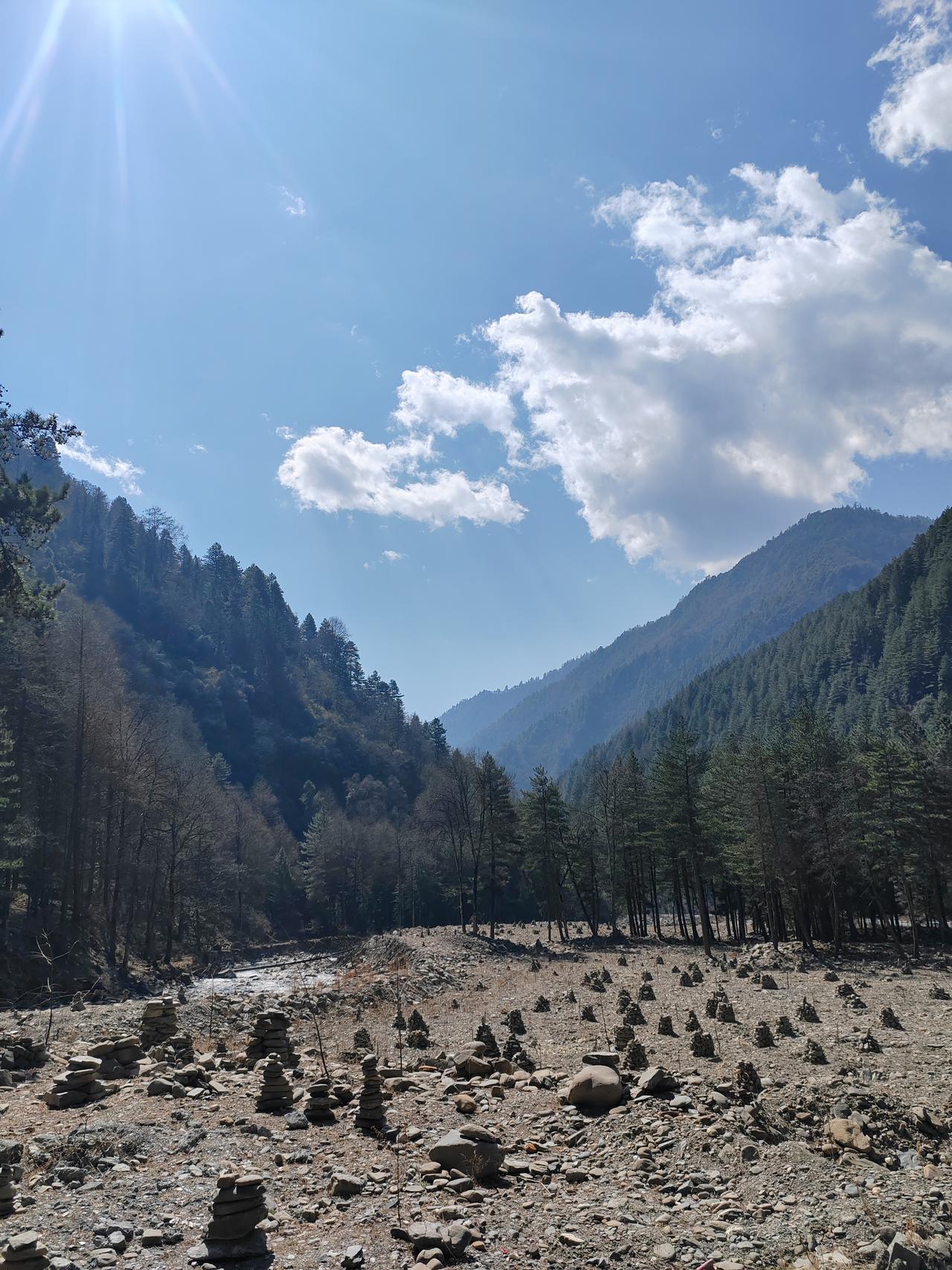 通常男人在40-55岁期间可能经历断崖式衰老，不过存在个体差异。从生理角