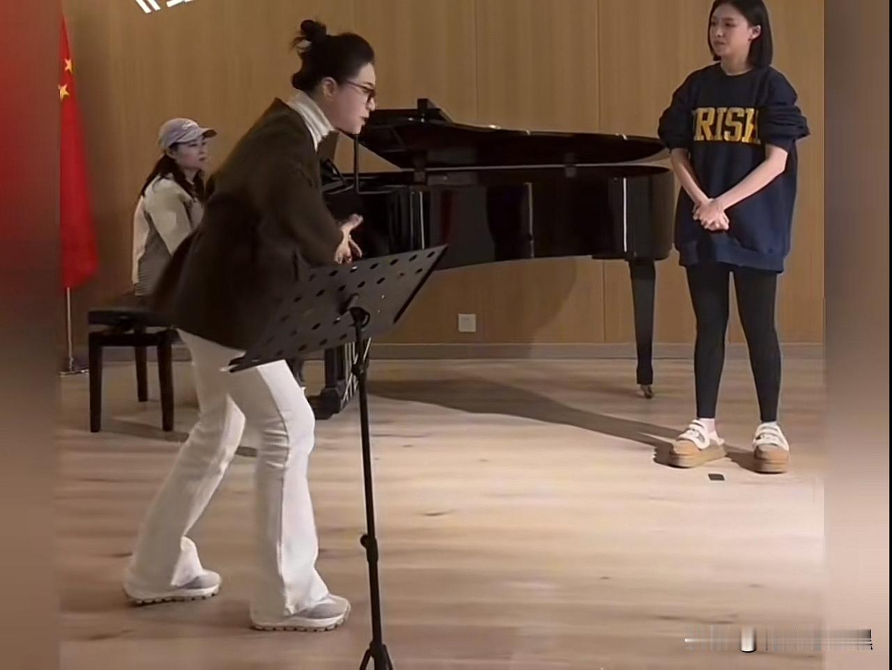 徐子尧动了谁的蛋糕？看过的人都知道，被感动的从来就不是徐子尧唱歌的技术，而是