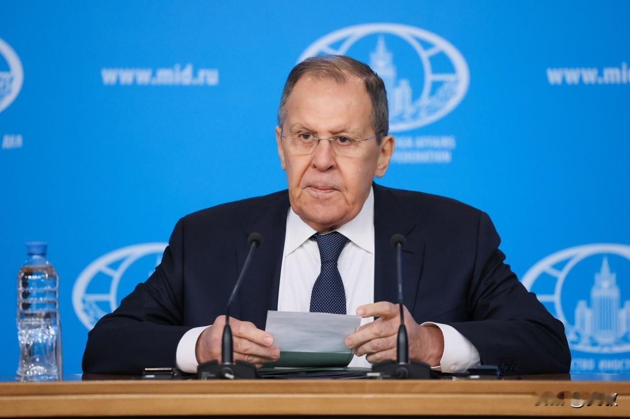 俄罗斯公开喊话中国当地时间1月20日，俄罗斯再度公开示好中国！俄罗斯外长拉夫