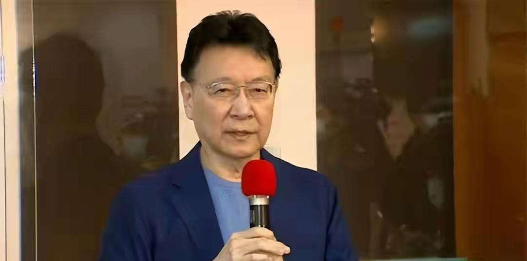 谁是牛鬼蛇神？赵少康太不长记性了10月15日，赵少康在节目中继续大放厥词，称自