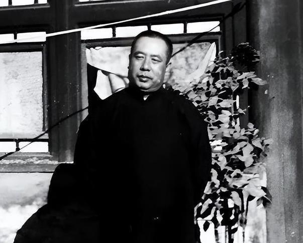1950年，吴石、陈宝仓等人被处以极刑，地点在台北马场町，他们长期参与情报传递任