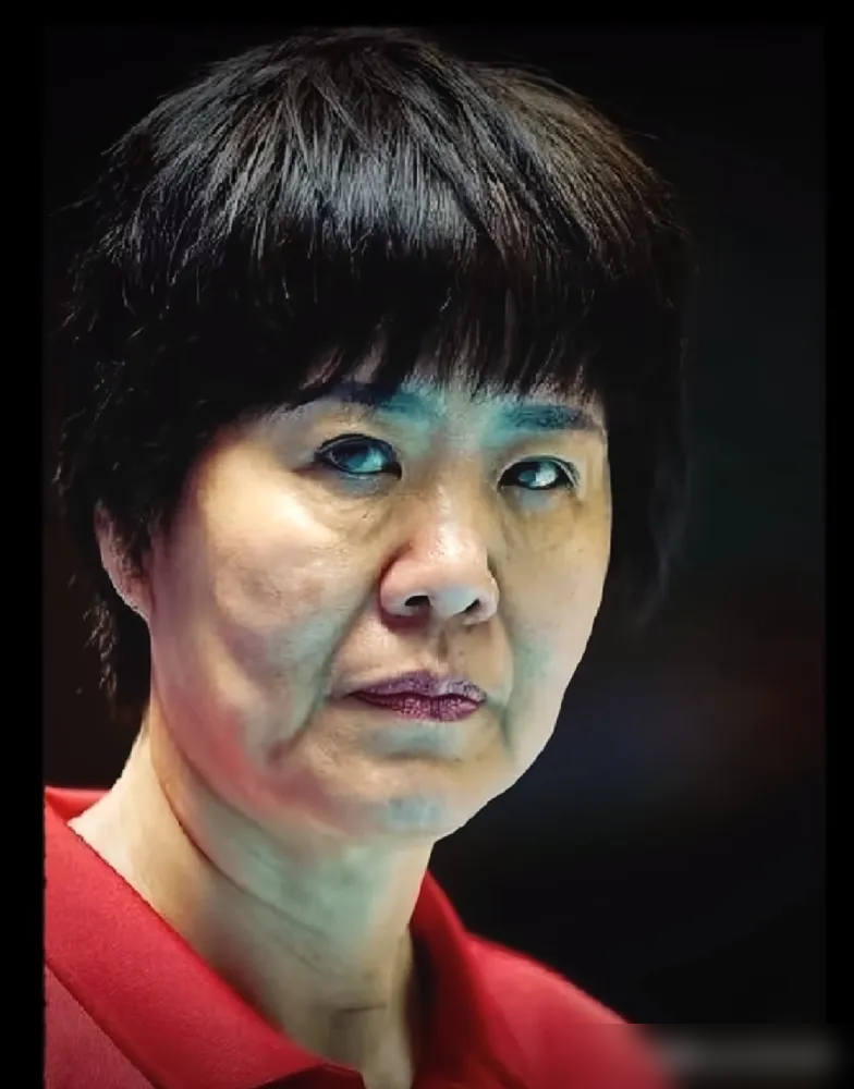 朱婷亲口甩出那句没考虑过回归国家队时，真相远比这四个字扎心得多。不是她不愿打，是现实直接把门给焊死了