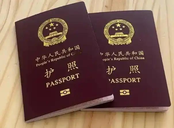 5月5日，路透社扔出一条消息：美国要中国接回3万多名被下遣返令的中国公民，150