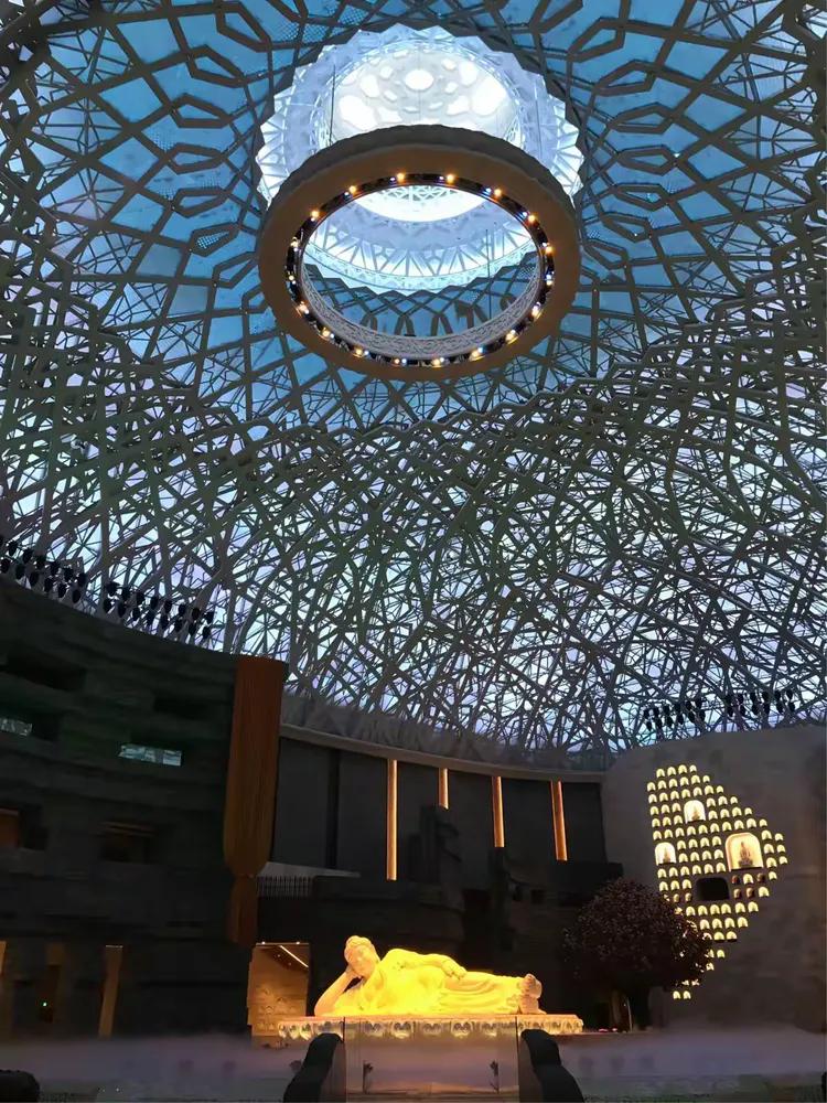 心的最高境界是如如不动感恩之心生慈悲之心慈悲之心生菩提之心菩提之心生欢喜