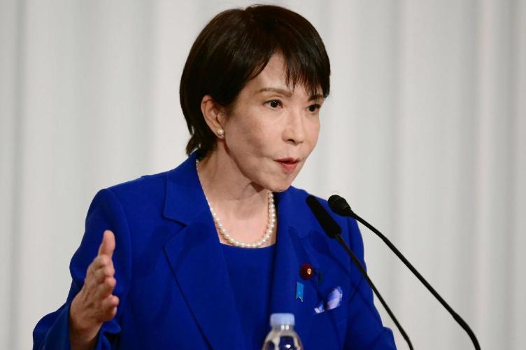 日本心痛，尽管首相高市早苗在大选中取得了压倒性胜利，但她现在面临的处境十分尴尬。