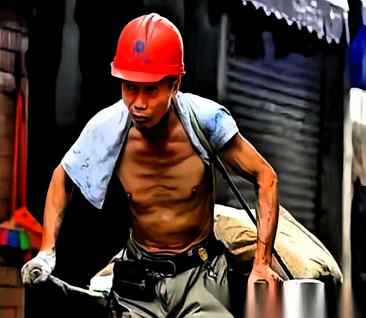 杭州这事儿，看得我脊背发凉。为了赖掉两包烟钱，也就是80块，那个白领竟然报警