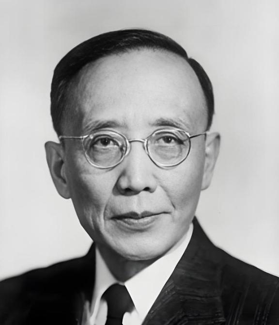 1978年，郭沫若去世不久，妻子突然自缢身亡。原来，她在整理丈夫遗物时，得知姐姐