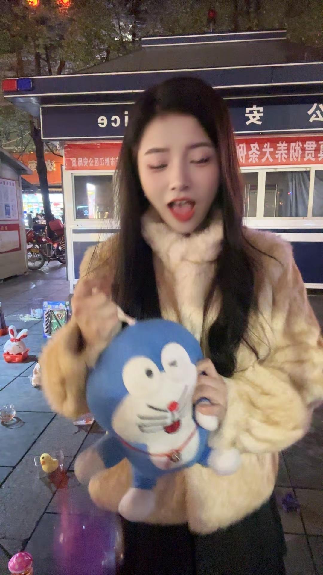 什么死动静儿哈哈哈哈哈哈哈哈😂