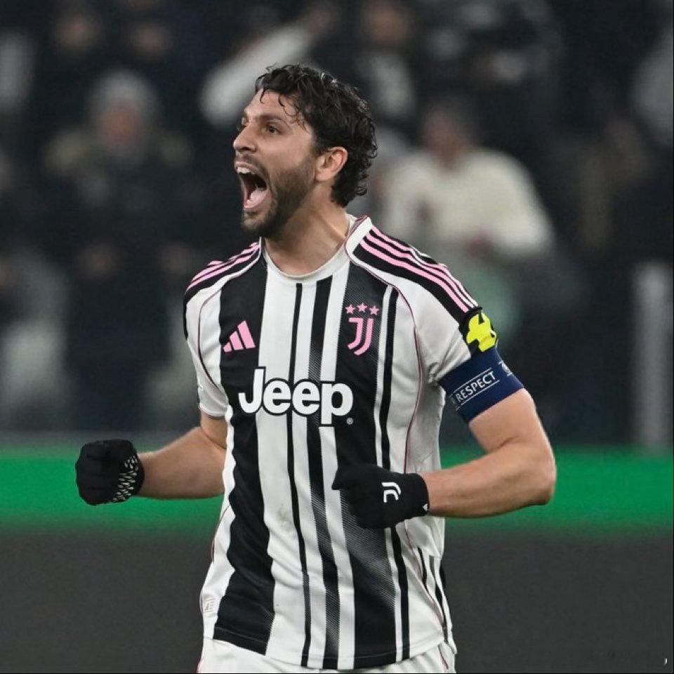 罗马诺：“尤文图斯和洛卡特利的续约谈判已经进入到了最后的阶段。热刺是多家对他感兴