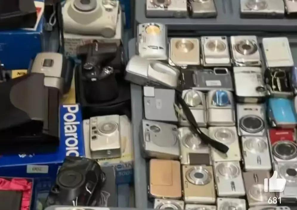 有东西比黄金涨得还猛，价格直接暴涨10倍，网友都翻箱倒柜找这宝贝，有人后悔卖早了