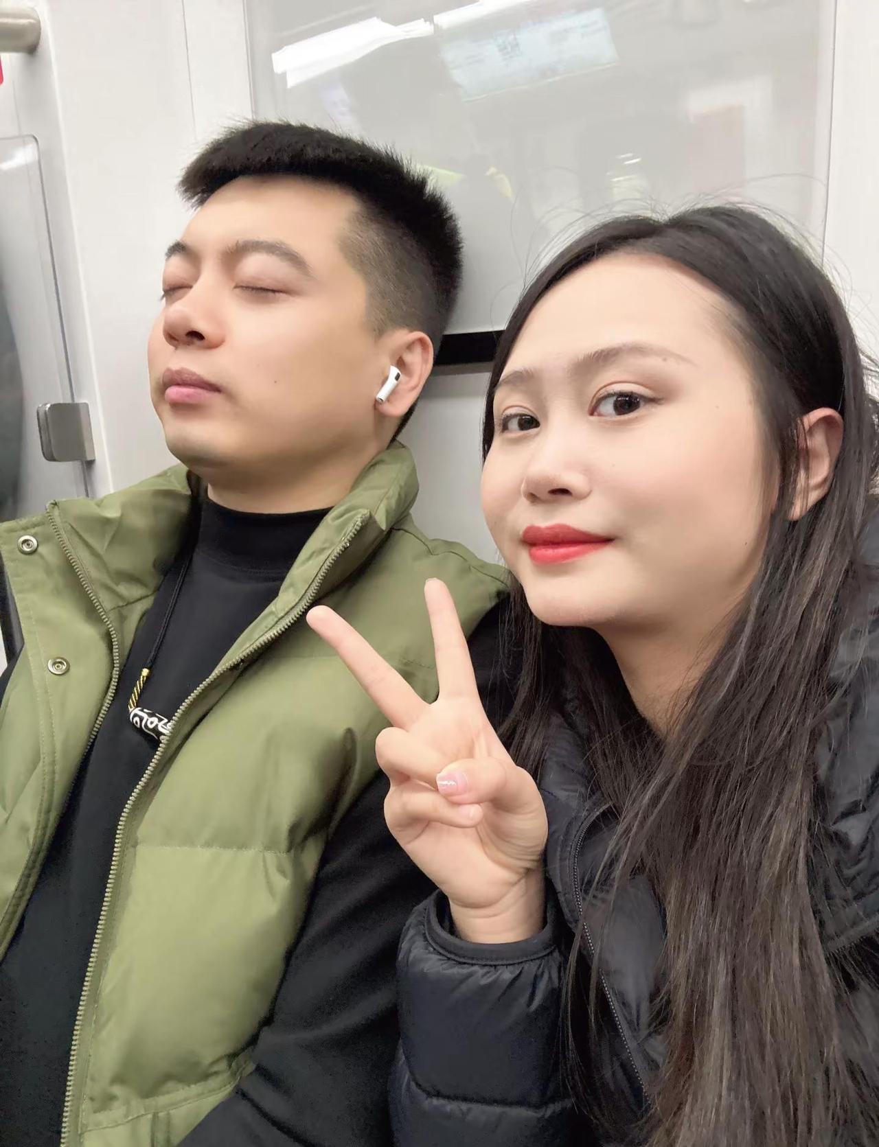 老公出轨，这位妻子这样说的这个社会很开明，离婚很正常，你如果有喜欢的女人，你爱人