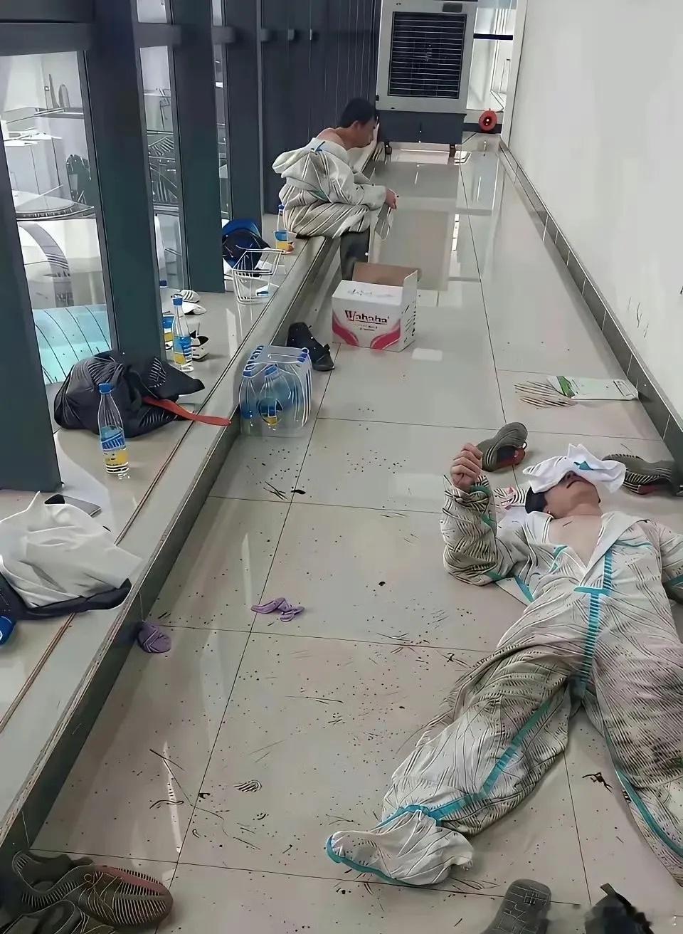 月薪一万，这样的工作强度你能不能干？