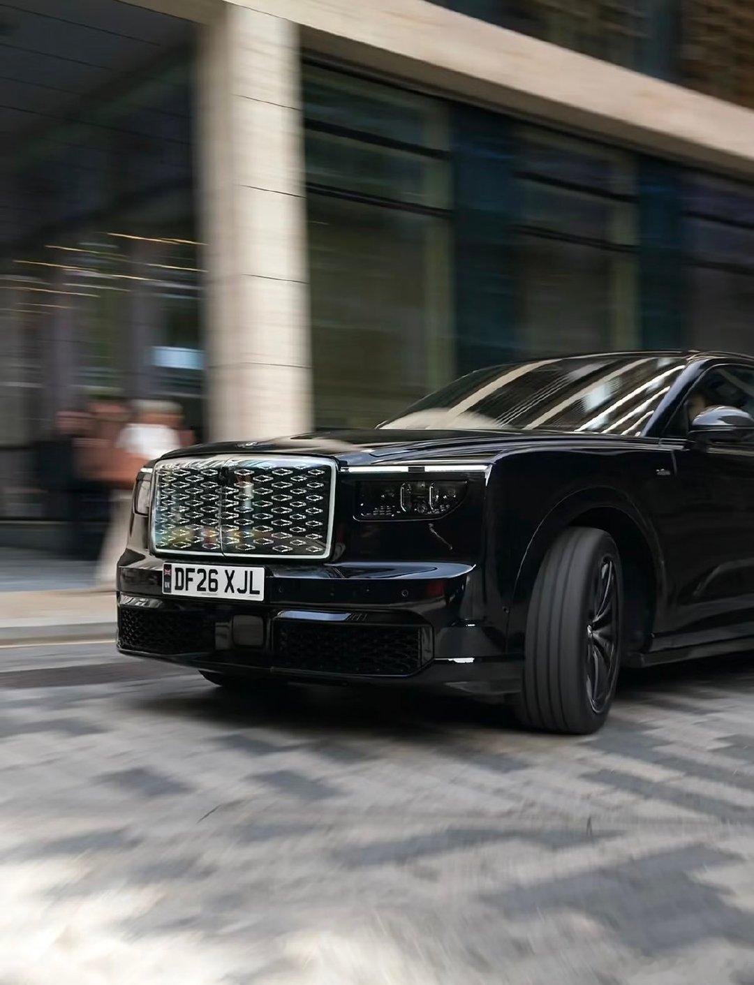 宾利纯电托卡尔上街了，尊吗？​