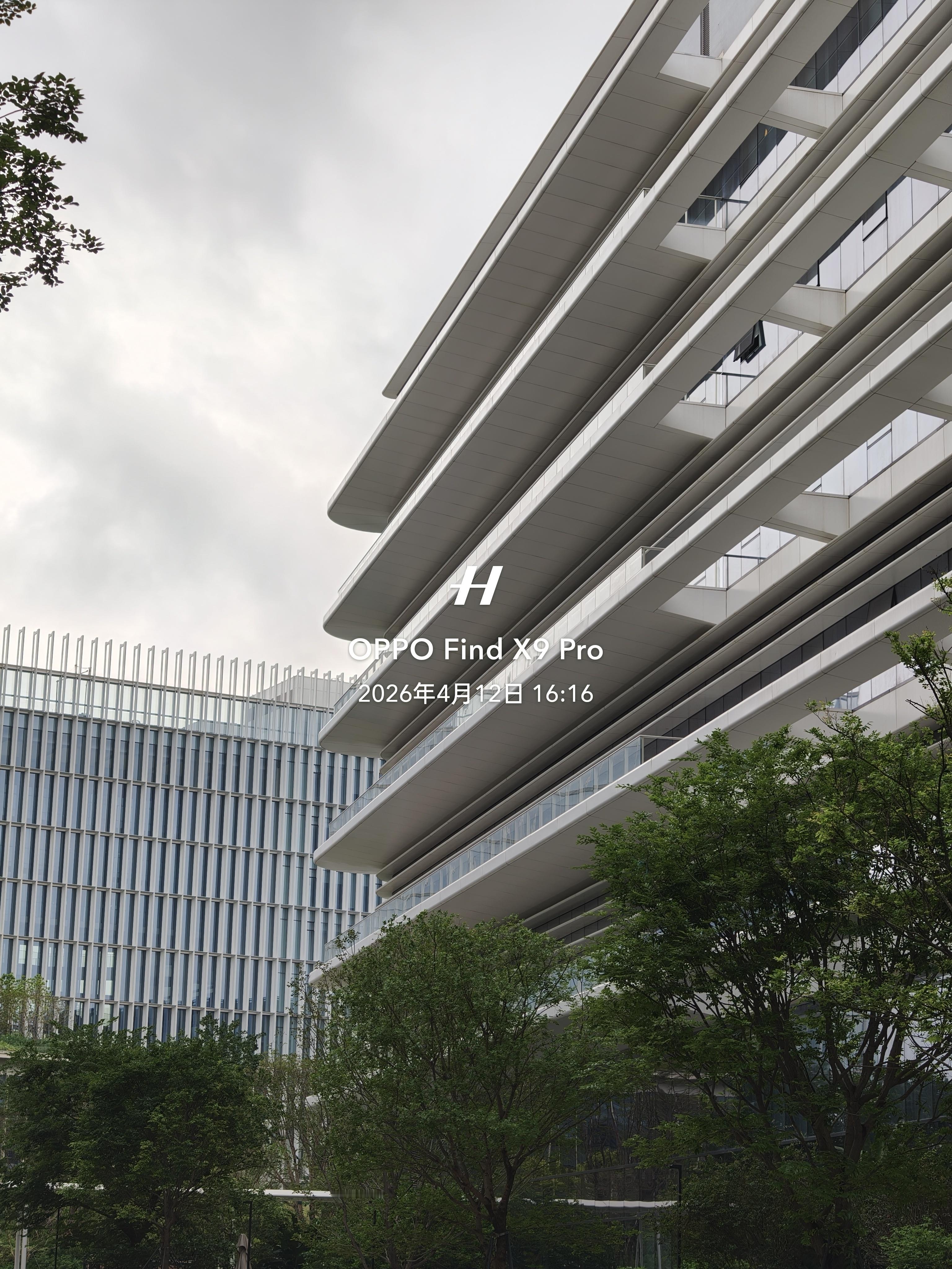 在OPPO的运动健康实验室练力竭了、晚上不用练了、真专业的运动健康实验室、