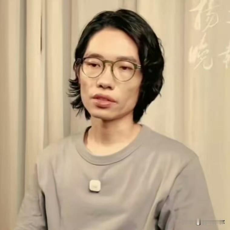 李行亮来来回回上热搜诉苦，真有苦想想办法给自己破局啊！很难不怀疑他是因为想蹭新的