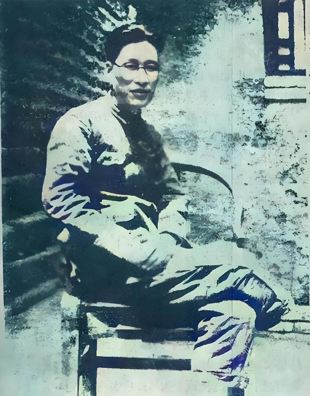 出卖毛泽民、陈谭秋烈士的叛徒徐梦秋的最后结局：1949年6月在南京被逮捕，判处无