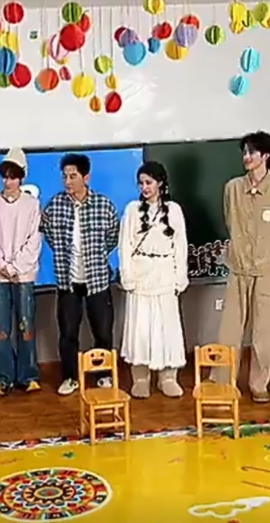 跑男团带娃名场面：有娃和没娃的区别太真实《奔跑吧》幼儿园互动环节里，跑男团