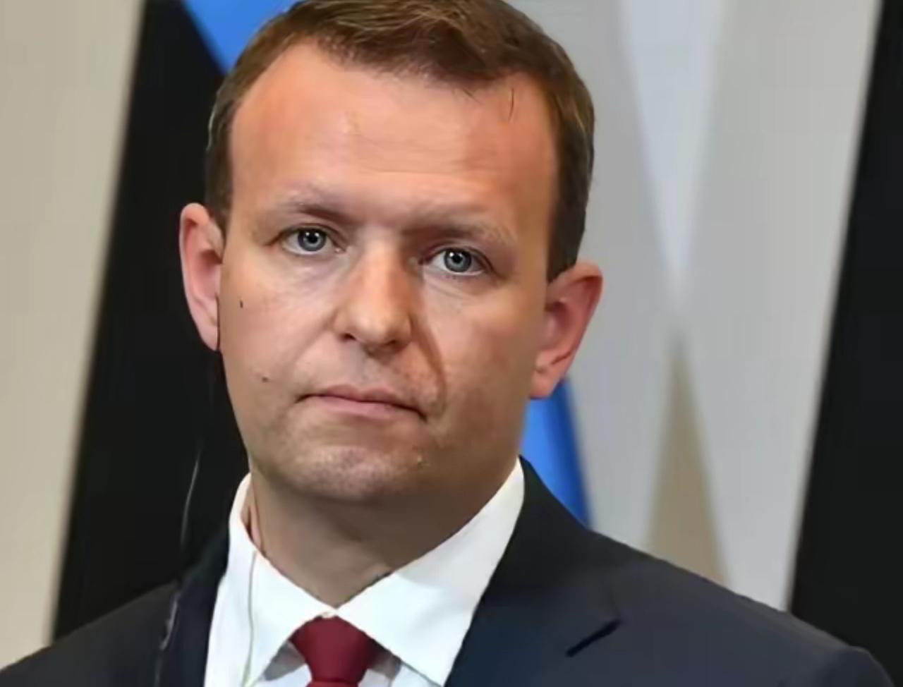 就问中国怕不怕？强大的爱沙尼亚向中国发出最后通牒，让中国必须在爱沙尼亚和俄罗斯之