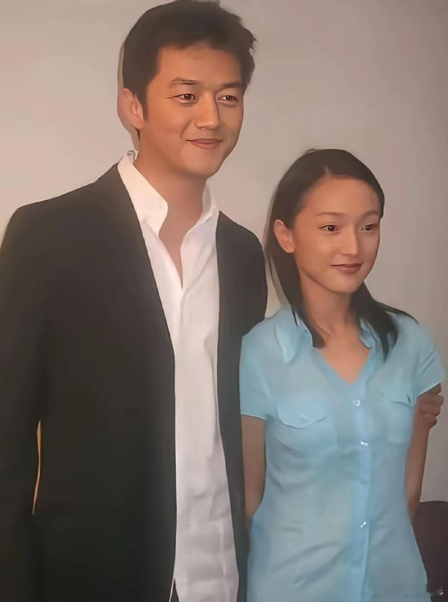 原来周迅和王菲都没撒谎！2002年，周迅说:“李亚鹏满足了我对男人所有的幻想”，