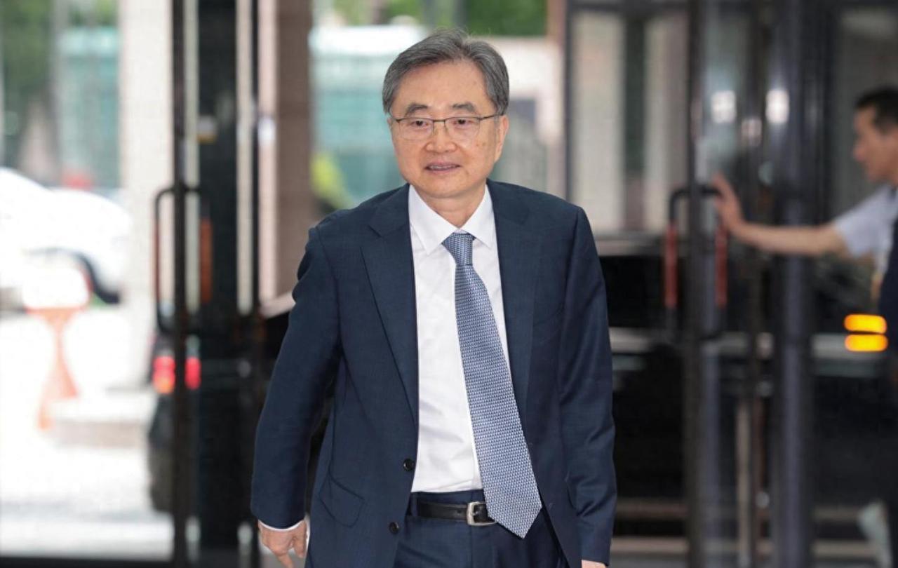 “希望中国遵守国际法”！就是这句话，一夜之间把韩国外长赵显推上了中韩关系的风口浪