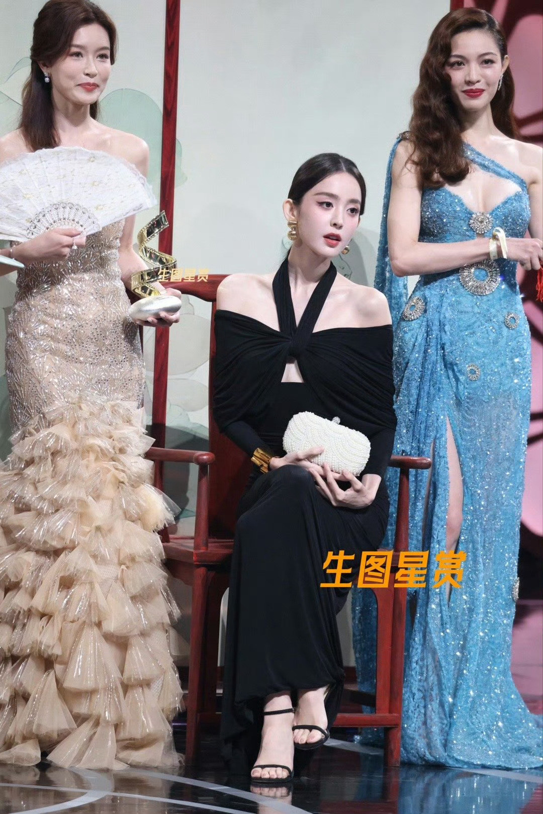娜扎钟楚曦文咏珊合照生图🤩三美同框​​​