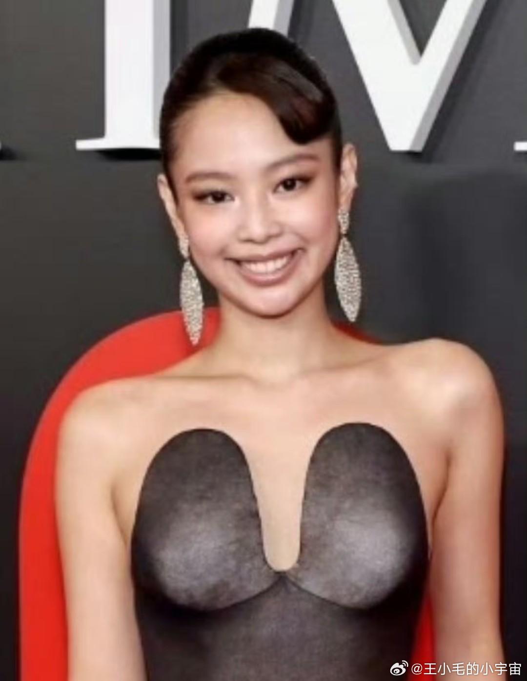 曝Jennie曾和内娱顶流谈过恋爱，可内娱真正能被称为顶流的又有几个人呢？这些顶