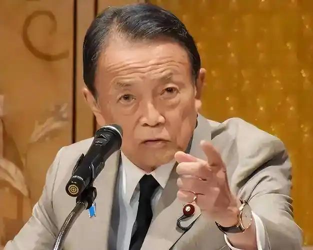 日本众院解散当天，麻生太郎私下录音曝光，对华大放厥词，高市早苗稳了？ 1月2