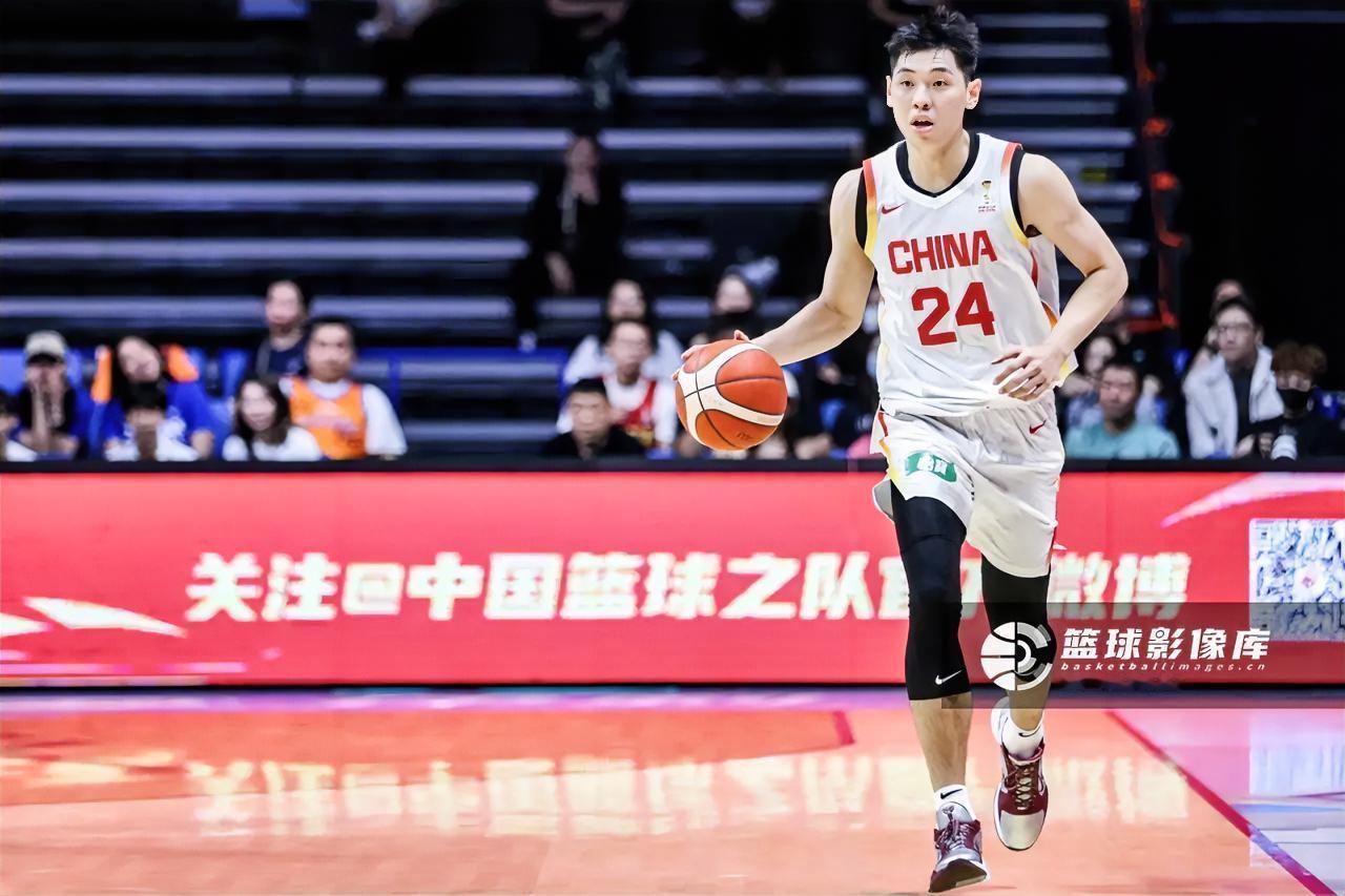 中国男篮崔永熙的状态终于有起色了！在今天中国男篮99-61大胜哈萨克斯坦的亚运男