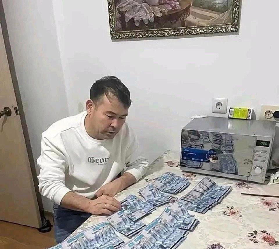 大叔这富炫得，我竟然哑口无言。