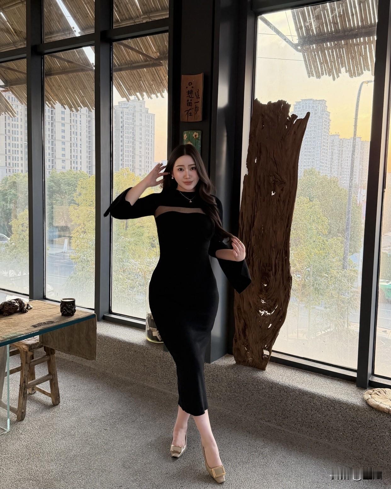 女人，是美貌重要，还是气质重要气质却可以随着阅历增长而更加醇厚。