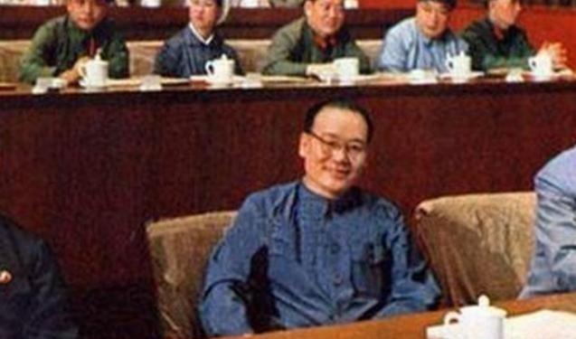 1980年，纪登奎的辞职申请通过审批之后，就搬离了原来的住址。没有想到，搬到新家