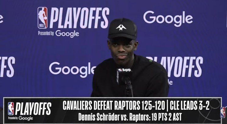 施罗德：身边有两名超级持球手和两个大个子，我在场时需要辅助好他们。而今天在第四节