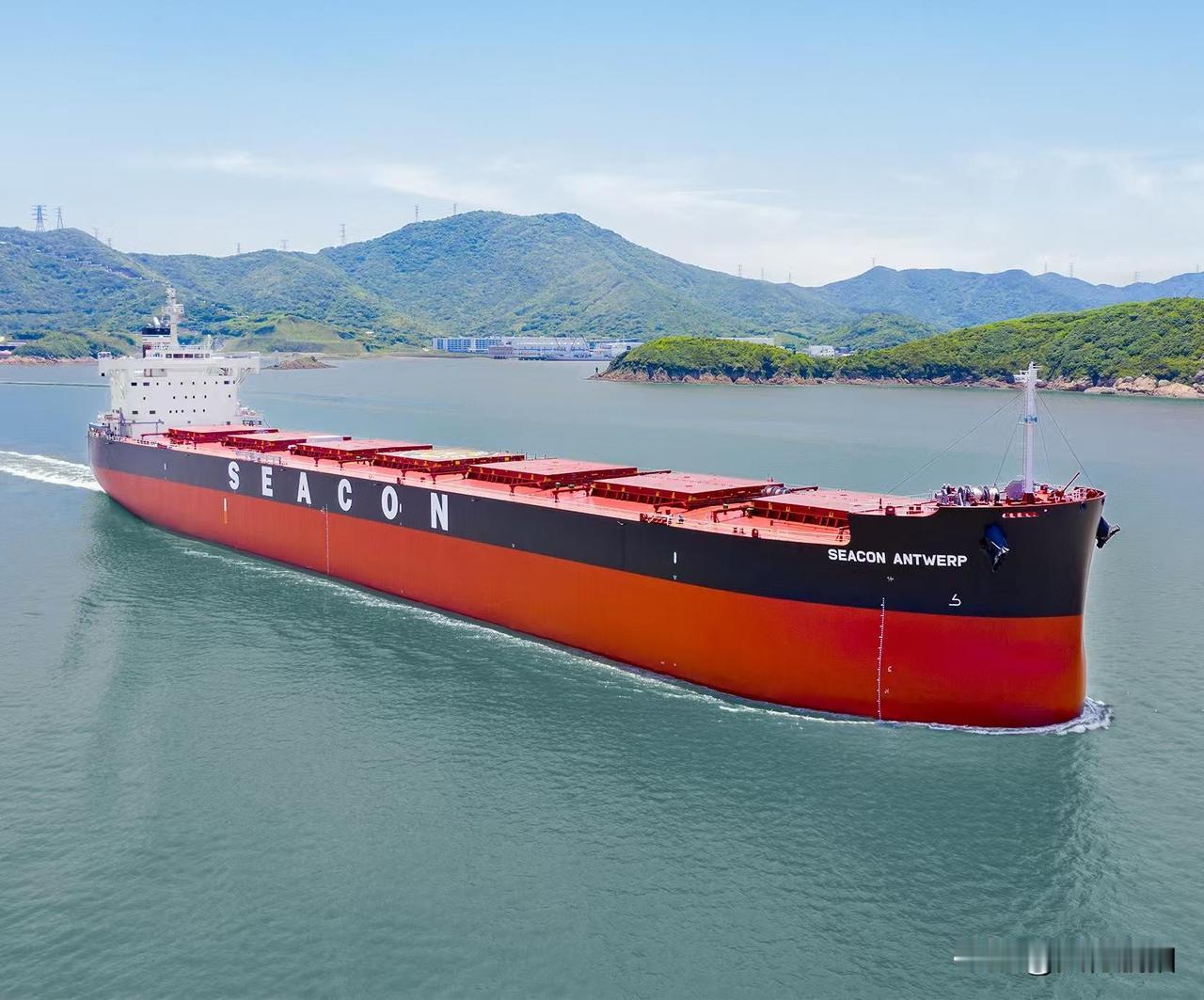 美国扣押中国油轮，中国也可以扣押美国售台武器的船只。12月20日，美国海岸警卫队