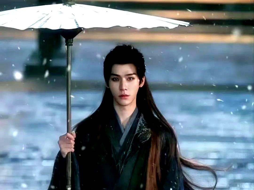 最近《暗河传》里的剧情又有新动向，几件事都指向一个信息：还没完。这故事中很多人都