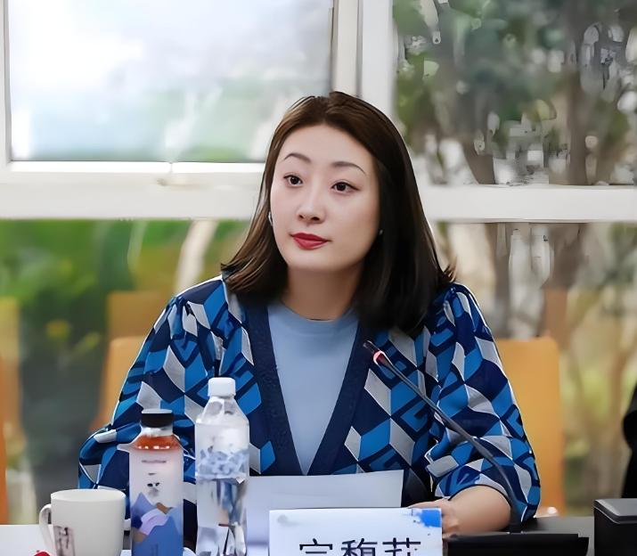 没有金刚钻，就别揽瓷器活！宗馥莉折腾到辞职宗馥莉的离开似乎早有预兆