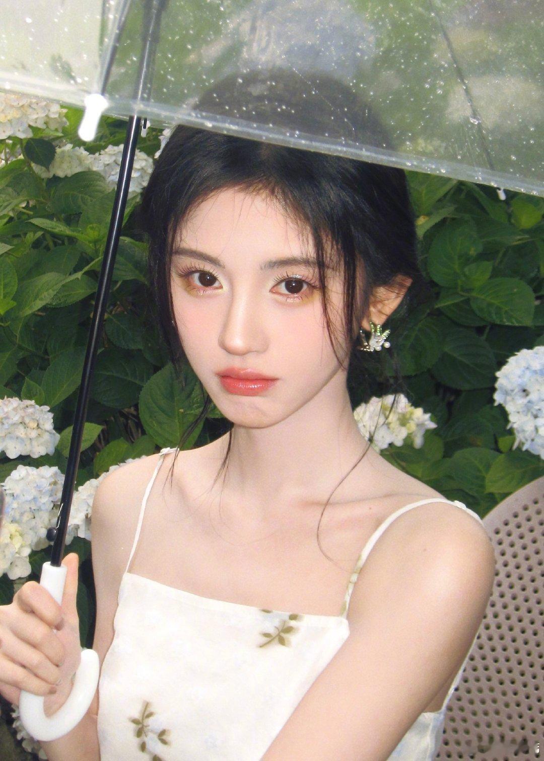 好清晰可见的美丽此女与CCD的适配度是顶配鞠婧祎​​​
