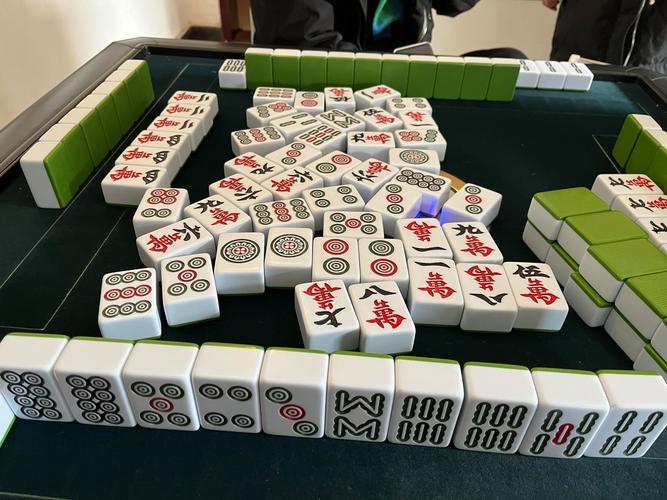 是不是爱打“麻将”的人日子都过得不好？实际上，不是所有爱打麻将的人都过得不好，