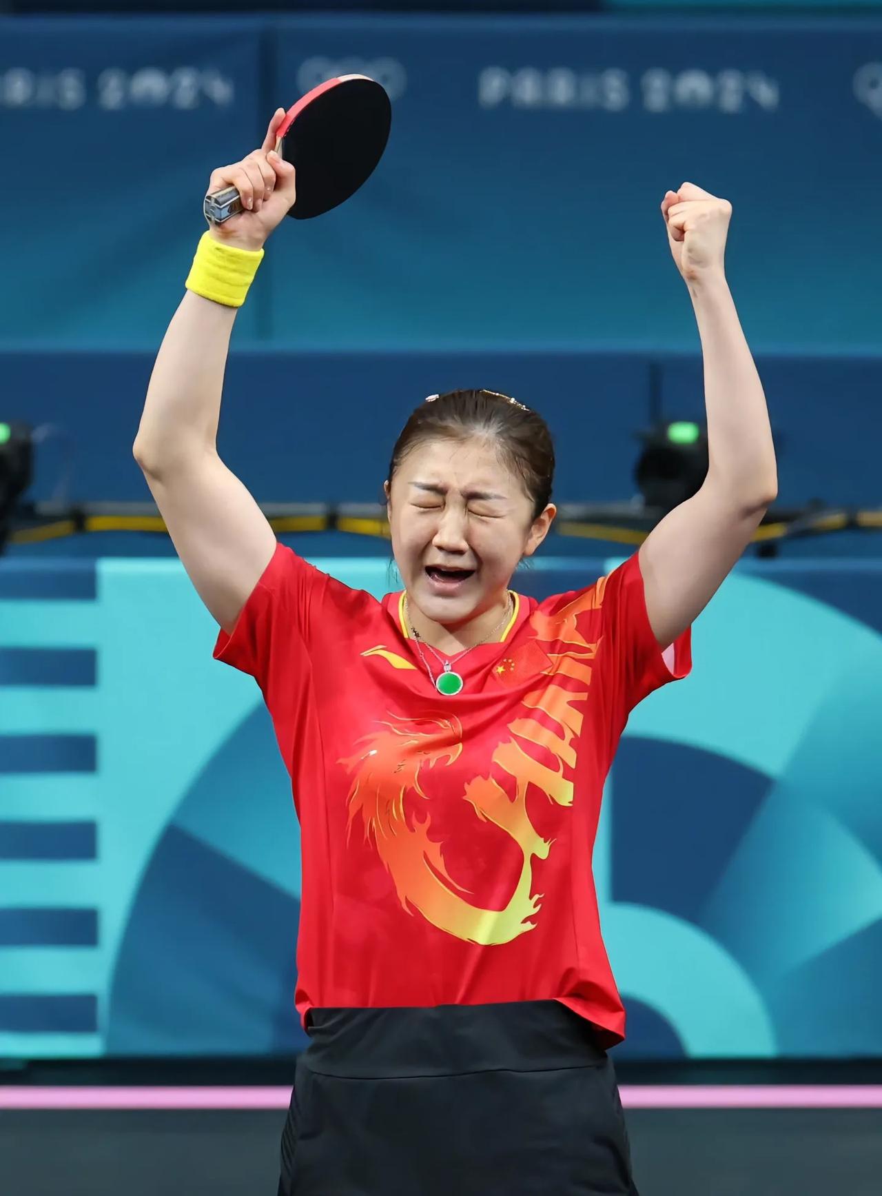 请把最热烈的掌声，送给陈梦！不是因为她站上了领奖台，恰恰相反，她以0:4输