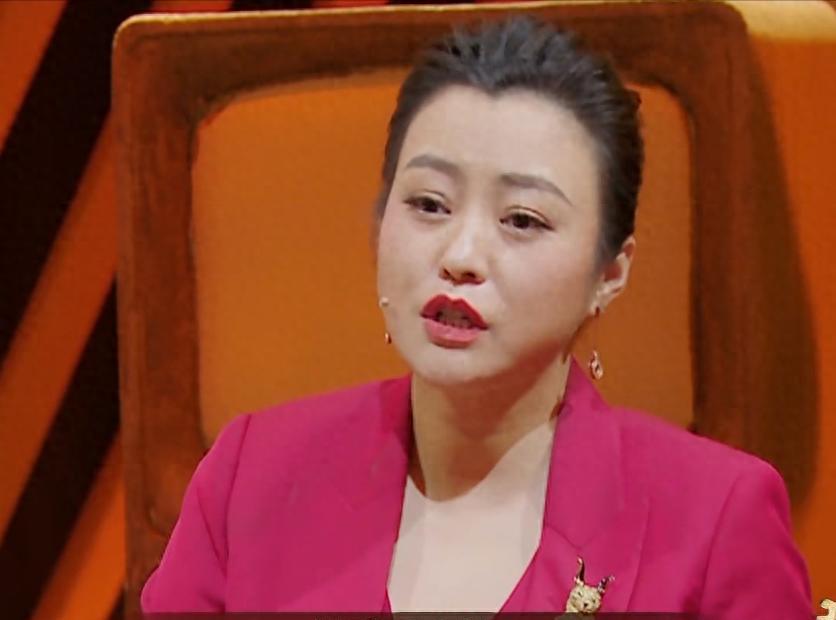 跨界评委郝蕾“翻车”现场：是自食恶果，还是专业碰撞？综艺舞台，向来是明星的“试
