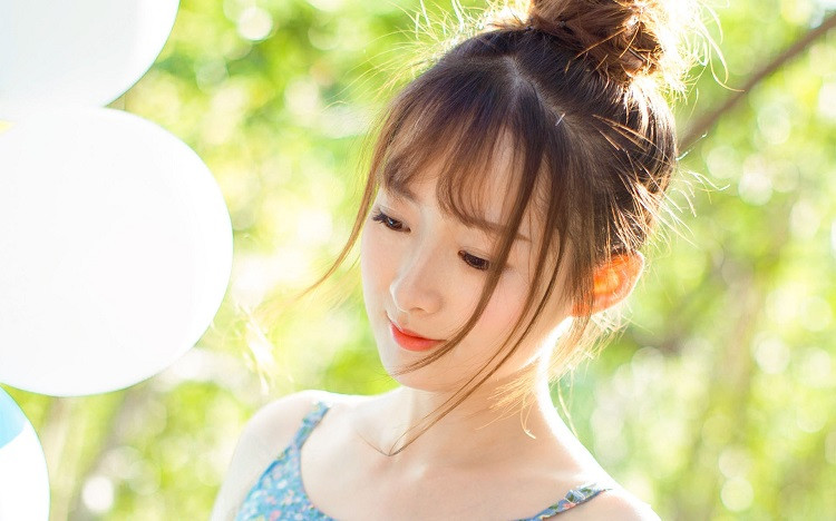 男人真爱女人，会有的信号：1.及时过来陪伴，把你放在心上；2.主动关心你的生