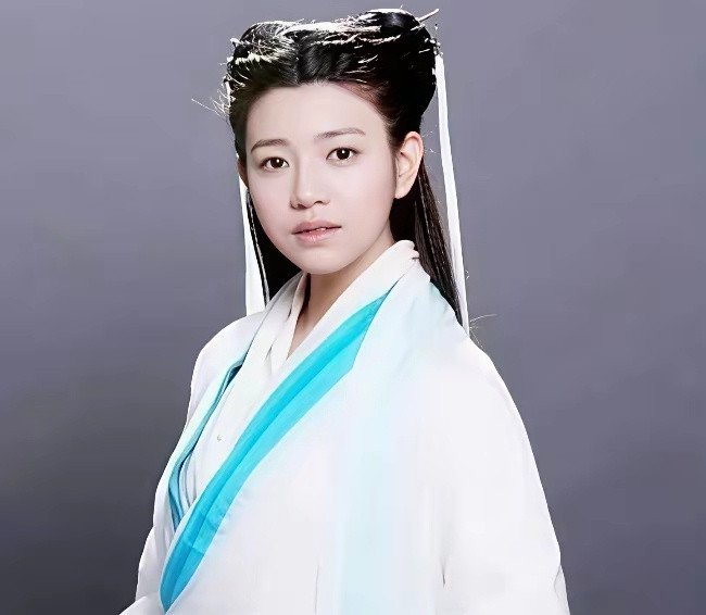 陈妍希李沁都试镜过小龙女，李沁明显更适合，于正当初是怎么想的？