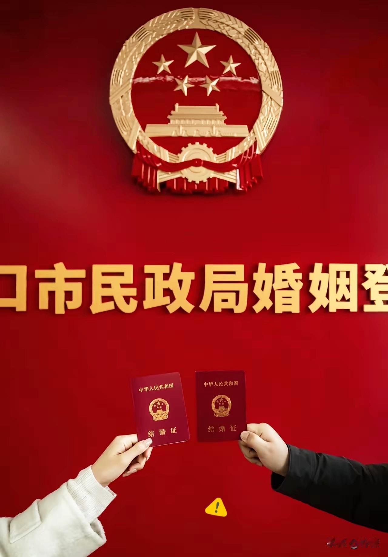 在民政局上班的朋友说，40岁以上来办离婚的，他们连劝都懒得劝，超过一半是女方