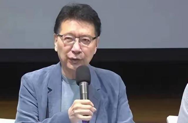 再问赵少康:第一,你的外公罪大恶极,被解放军枪毙,难道不应该吗?第二,你的父亲被