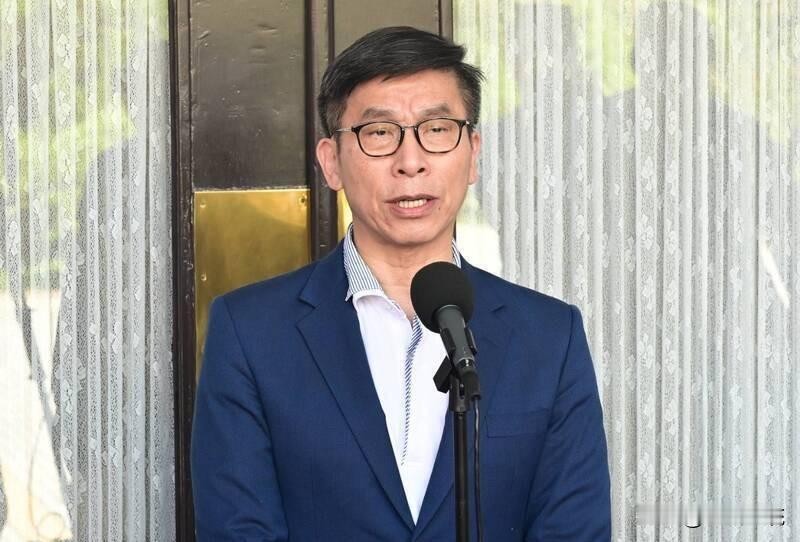 钟佳滨：民众党团已释出善意盼国民党停止杯葛军购条例民众党团今天（11日）上