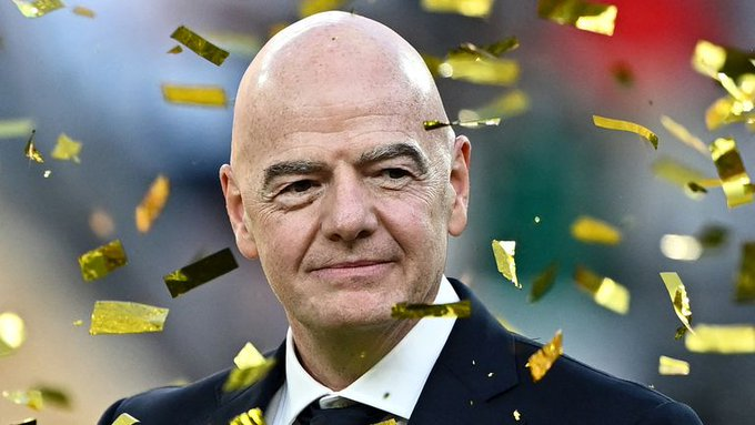 记者: FIFA秘书长与因凡蒂诺划清界限, 正寻求将后者拉下马