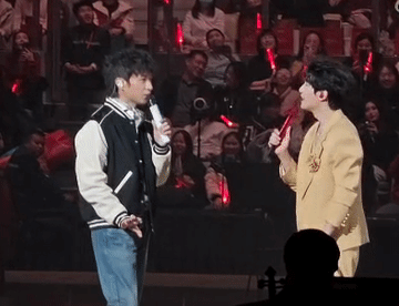 陈楚生深圳收官演唱会嘉宾是古巨基，两个人在一起太好笑了！是不是每一次收官都是大