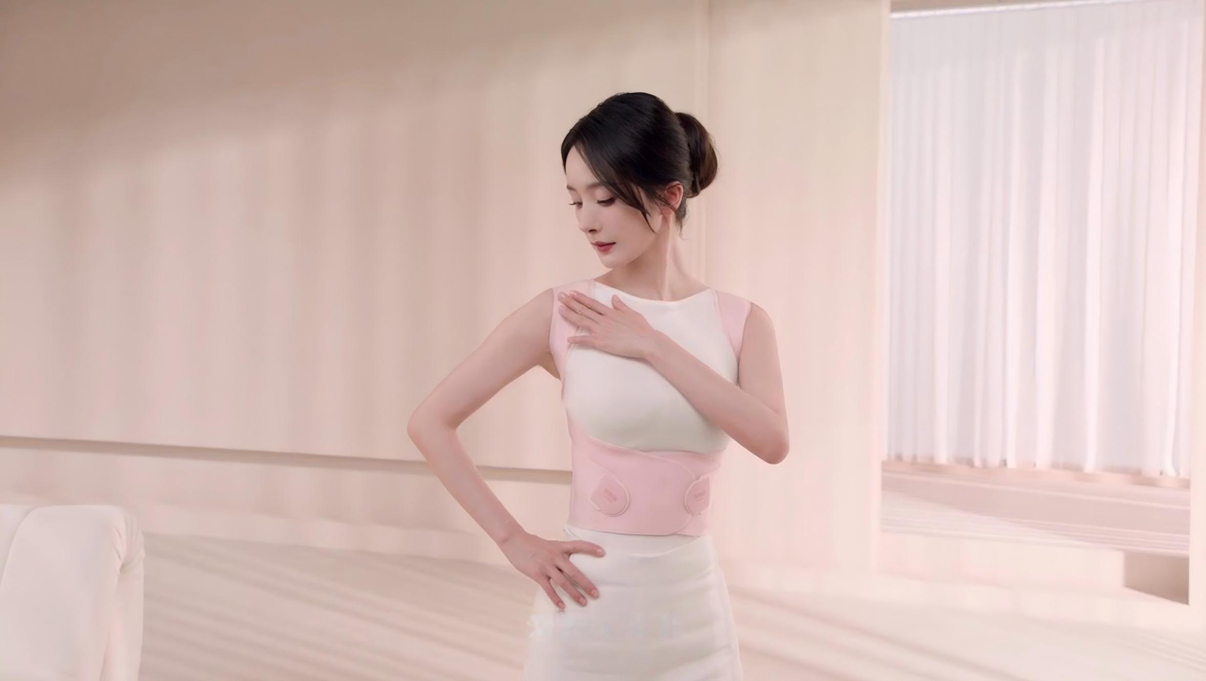 是谁的童年回忆突然袭击我！从小听到大的「背背佳」三字咒语，如今竟被国民爆剧女王杨
