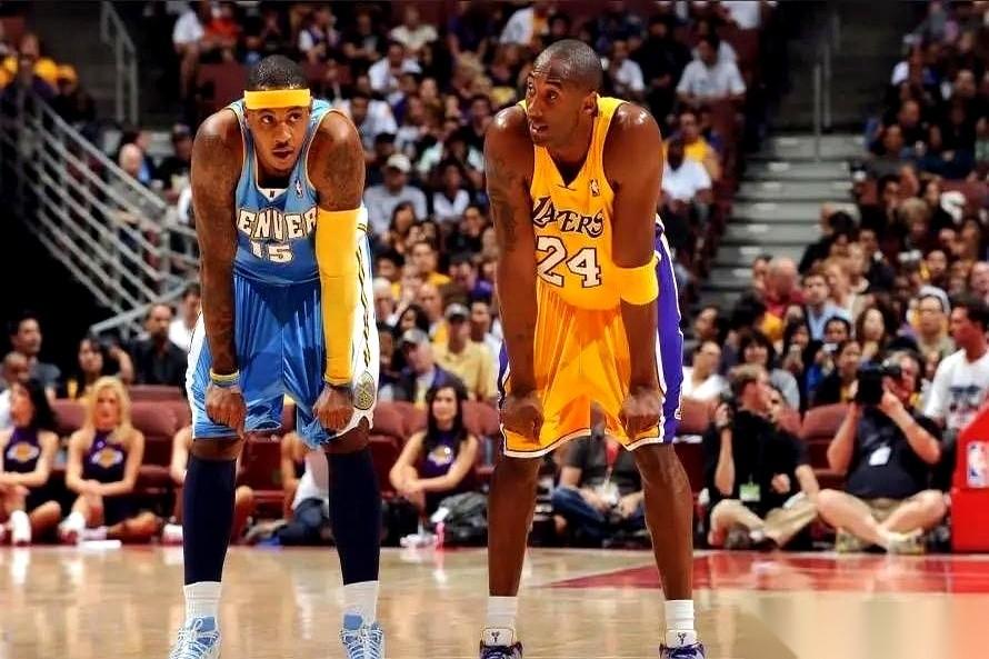 我今天才看到这个陈年旧事，一下子就全明白了。2009年，掘金打湖人。教练乔治