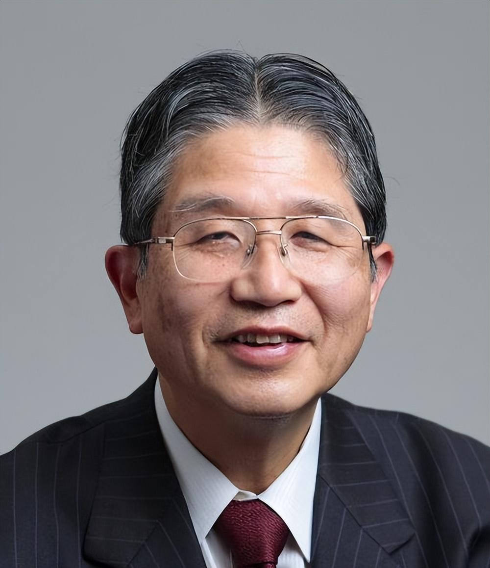 日媒笔下的一位大“卖国贼”，被日方砍掉经费，却转头给中国培养了三位院士，甚是让人