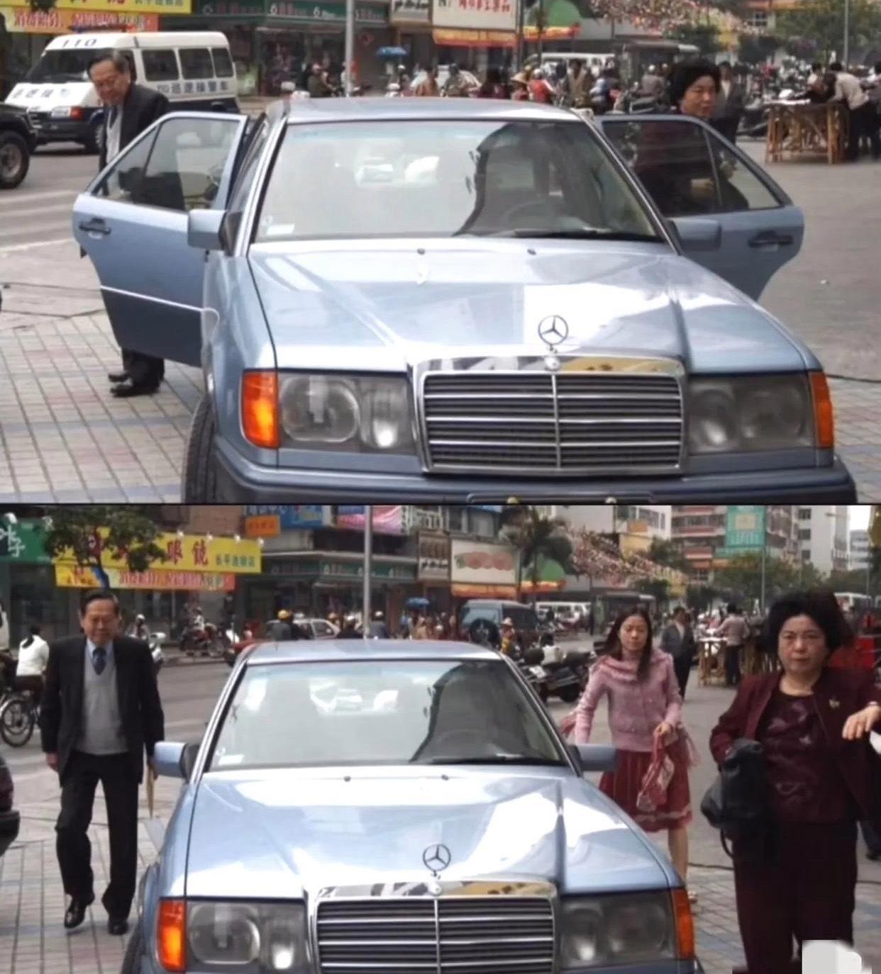 2004年12月24日杨振宁和翁帆坐奔驰到汕头民政局登记结婚的场景。当时的翁帆看